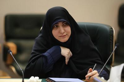 قیصری: دولت از تصمیمهای شتابزده و نمایشی در حوزه موتورسواری زنان پرهیز کند