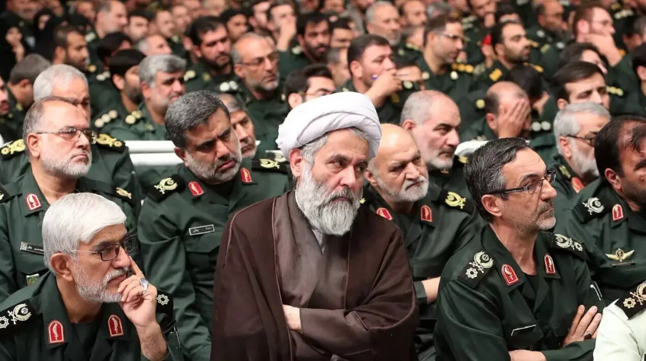  طائب: ملت ایران فریب بازگشت دشمن به میز مذاکره را نخورد