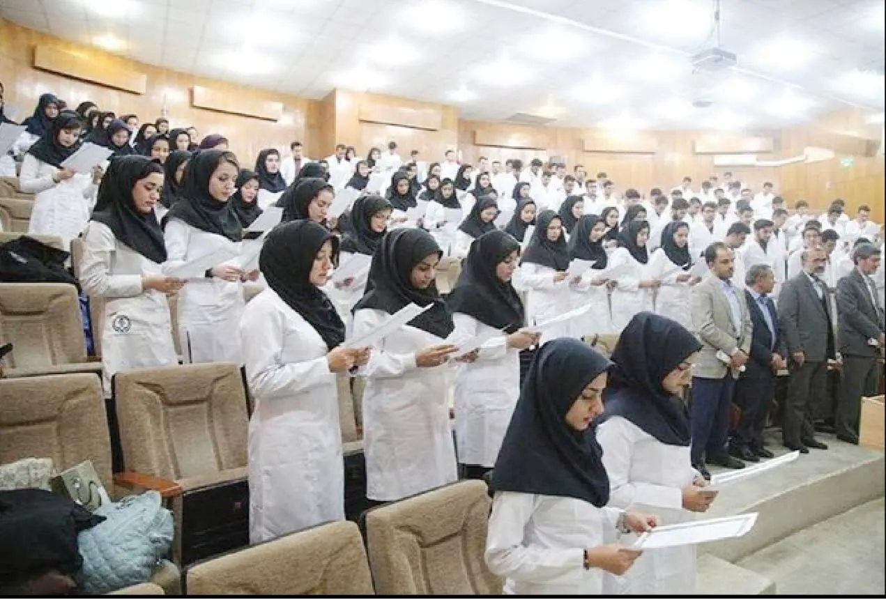 الزام وزارت بهداشت به ورود انبوهی از داوطلبان پزشکی به دانشگاهها