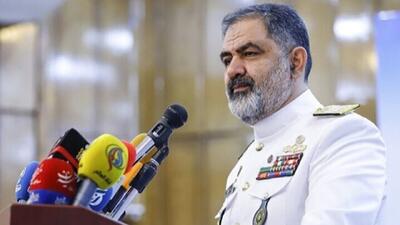 دریادار ایرانی: خانوادههای شهدا مایه عزت و افتخار نیروی دریایی ارتش هستند