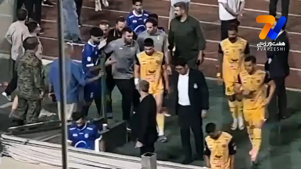 استقلال - سپاهان به جنجال کشیده شد