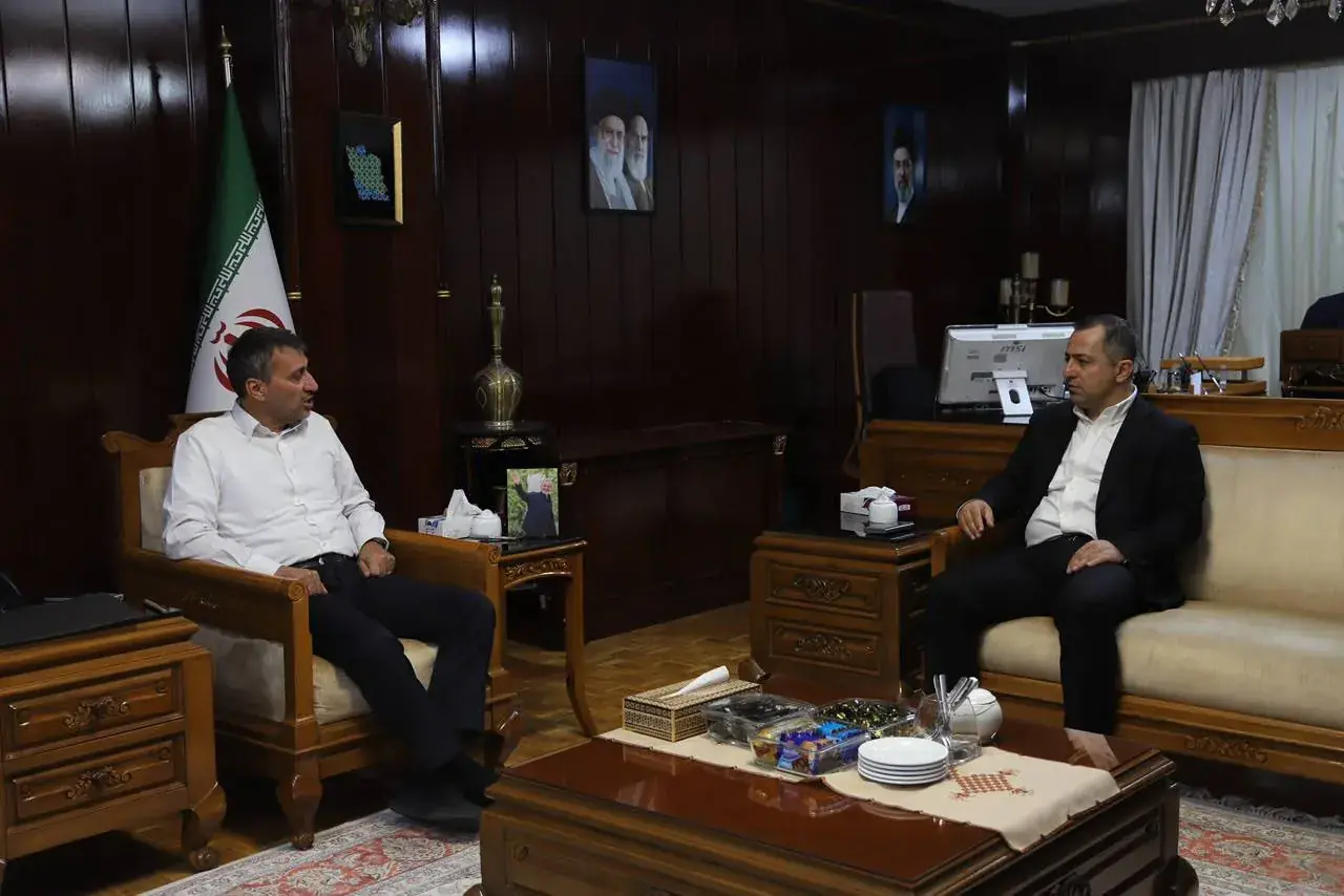 رحیمی: ظرفیت جوانان در مسیر توسعه مناطق آزاد بیش از پیش فعال میشود