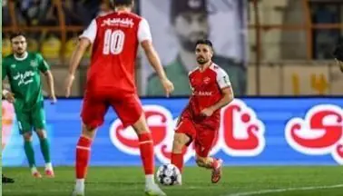 هافبک پرسپولیس به بازی با تراکتور رسید