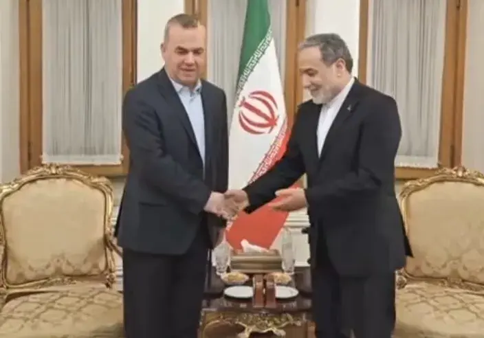 تاکید عراقچی بر حمایت همهجانبه ایران از مردم لبنان در دفاع از تمامیت سرزمینیشان / سیدحسن فضلالله از تلاشهای وزیر خارجه در حمایت از لبنان در روندهای دیپلماتیک تشکر کرد