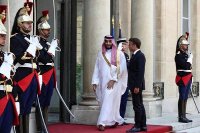 دیپلماسی بنسلمان در الیزه/ ولیعهد عربستان به فرانسه میرود
