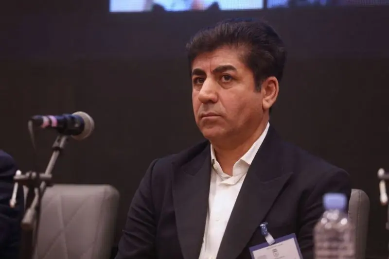 فرار دوباره ممبینی از دست خبرنگاران و گزارشگران؛ همچنان سایلنت است!