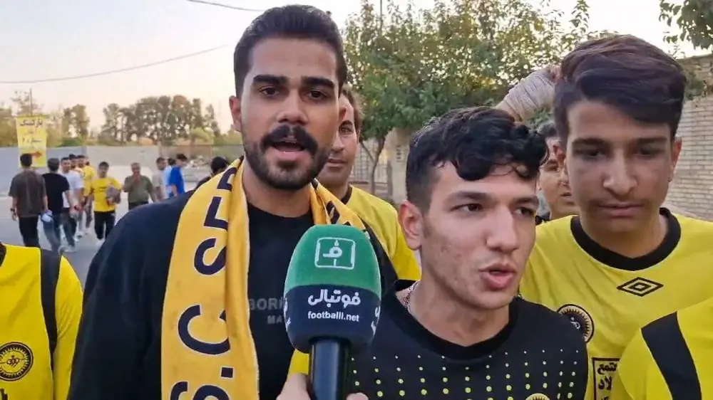 هواداران سپاهان: حسینی این بازی برای جبران اشتباهش آمده است