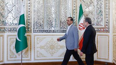  عاصم منیر به ایران می آید؛ ازسرگیری میانجی‌گری‌ میان ایران و آمریکا؟ | تماس عراقچی با فرمانده ارتش پاکستان