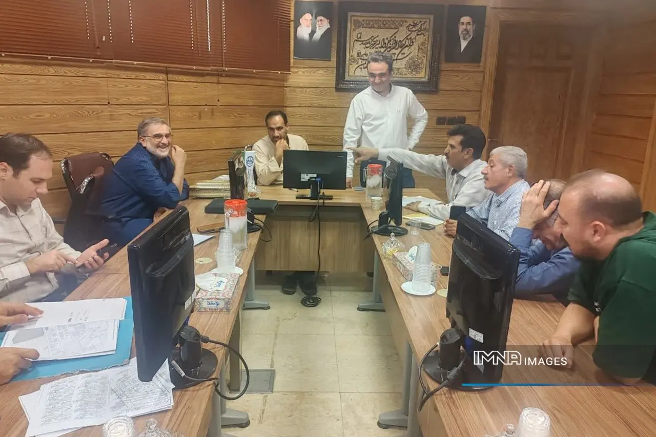 بررسی بیش از ۱۲ مطالبه شهروندان در کمیته نظارتی منطقه ۷ اصفهان