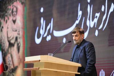  آرامگاه بوعلی سینا محل آمد و شد بزرگان و اندیشمندان شود