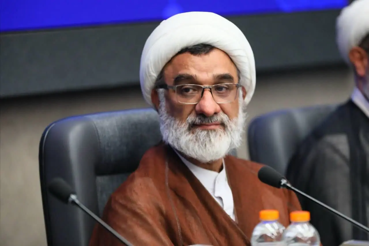 دبیر شورای عالی انقلاب فرهنگی: دانشگاه باید به قلب تپنده حل مسائل کشور تبدیل شود
