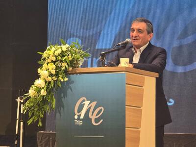 رونمایی از ناوگان برقی، نقطه آغازین توسعه فراگیر و همهجانبه در آبادان و خرمشهر است