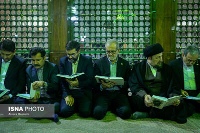 مراسم تجدید میثاق اعضای دولت با آرمانهای امام راحل
