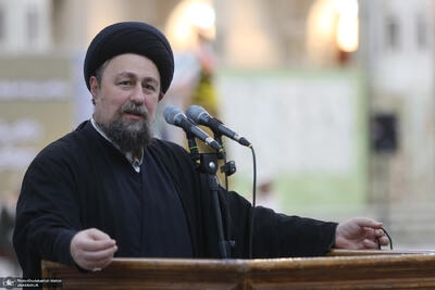  آیت‌الله سید حسن خمینی: شرط پیروزی ما در جنگ و صلح این است که با هم باشیم/ یک جنگ پر افتخار را پشت سر گذاشتیم/ گاهی ثمرات «مصالحه درست» از صدها جنگ بیشتر است/ همه باید پشت سرباز میدان دیپلماسی بایستیم/ شاید خیلی‌ها نخواهند امام برای آیندگان بماند
