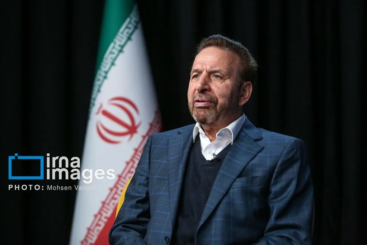 واعظی: باید از طریق مذاکره هزینههای کشور را کاهش داد/ وقتی مردم میبینند قیمت برخی کالاها پس از جنگ دو برابر افزایش یافته، احساس بی عدالتی می کنند