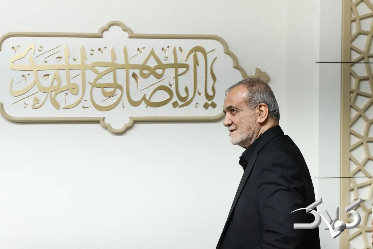 پزشکیان پیشنهاد رفتن پای لانچر موشک را پذیرفت | سقاب اصفهانی: او چیزی برای از دست دادن ندارد، من هم ندارم! | رئیسجمهور انگار پاهایش روی زمین نیست - مجله اینترنتی کولاک