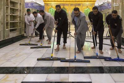  عکس/ حرم حضرت عباس آب و جارو شد