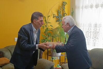 استاد «عبدالله مظاهری» الگویی ارزشمند برای نسل جوان است