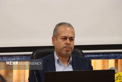 رستمی: جشنوارههای هنری مفاهیم دفاع مقدس را به نسل جوان منتقل میکنند
