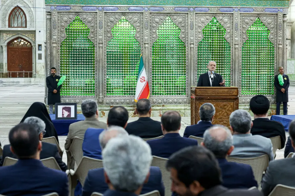 پزشکیان: در جنگ تمامعیار اقتصادی و نظامی هستیم/ دنیا در برابر قدرت ایران حیرت کرد