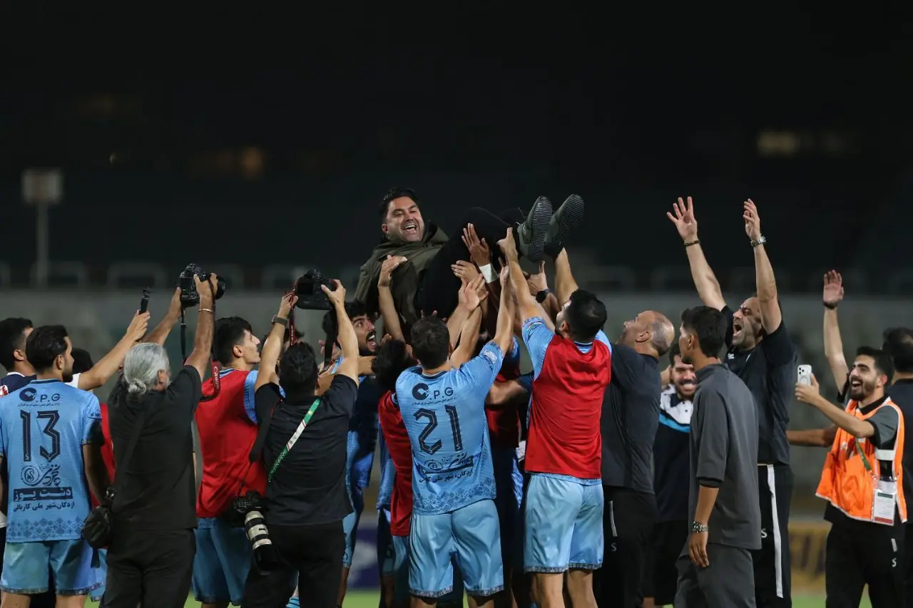  نمک‌ روی زخم چادرملو؛ وقتی کری‌خوانی گل‌گهر از مرز اخلاق عبور می‌کند - پارس فوتبال