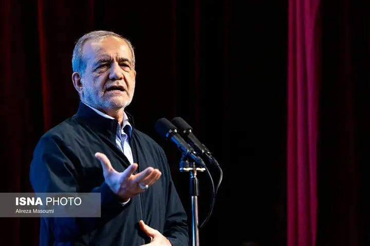  پزشکیان: در جنگ تمام‌عیار اقتصادی و نظامی هستیم