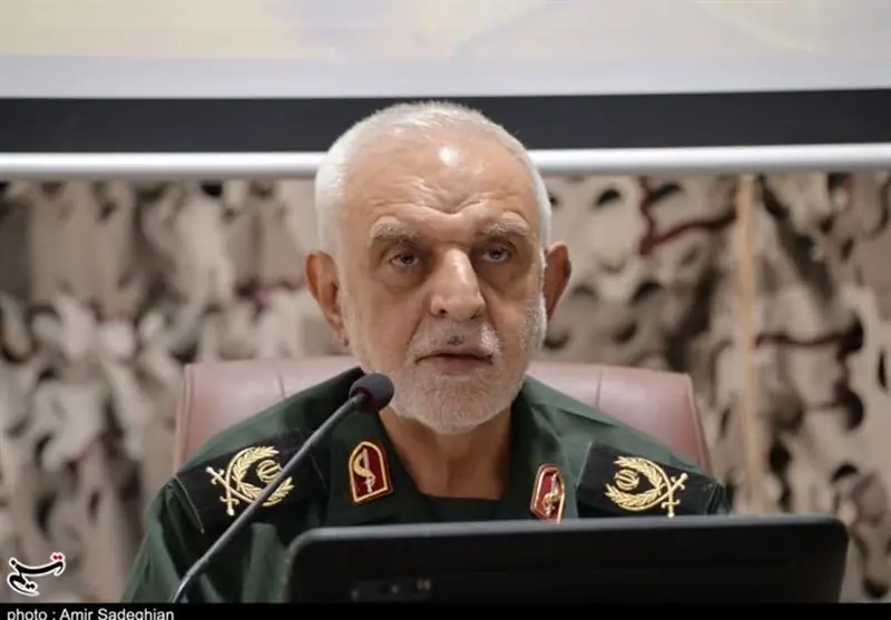 پیروزی در جبهه نظامی بدون جبهه فرهنگی کامل نمیشود - تسنیم