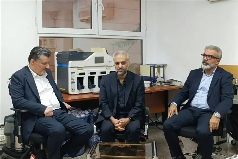 مشتریان، سرمایههای اصلی بانک رفاه کارگران هستند - تسنیم