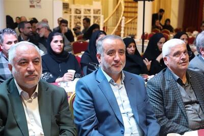 وعده استاندار خراسان جنوبی برای پیگیری مشکلات خبرنگاران - تسنیم