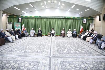  آیت‌الله علم‌الهدی: مردم وحدت را در رفتار مشترک علمای شیعه وسنی ببینند - تسنیم