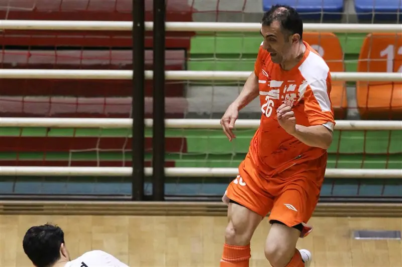 فخیم: نمیتوانیم خودمان را گول بزنیم؛ مس سونگون در حد قهرمانی نیست - تسنیم