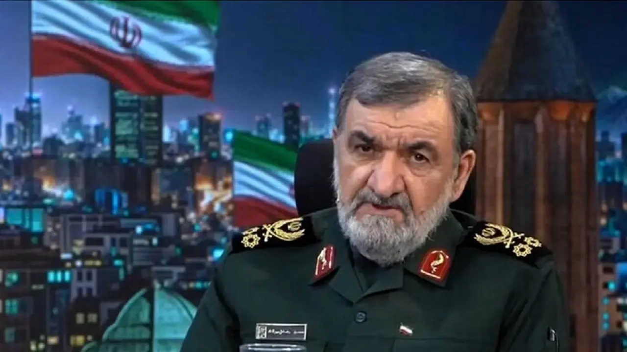  هشدار سرلشکر رضایی نسبت به همراهی هر کشوری در جنگ اقتصادی با ایران