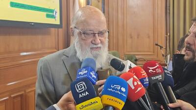 چمران: نام میدان آزادی تغییر نمیکند