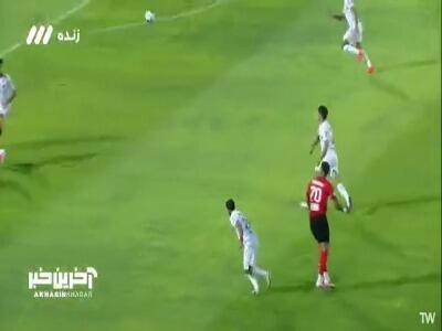 مدافعان پرسپولیس موقعیت گلزنی را از تراکتوری ها گرفتند | آخرین خبر