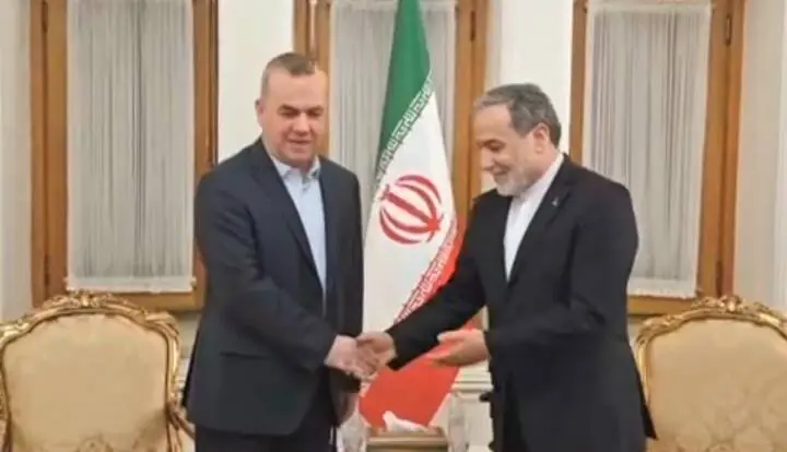 تاکید عراقچی بر حمایت همهجانبه ایران از مردم لبنان در دفاع از تمامیت سرزمینیشان | آخرین خبر