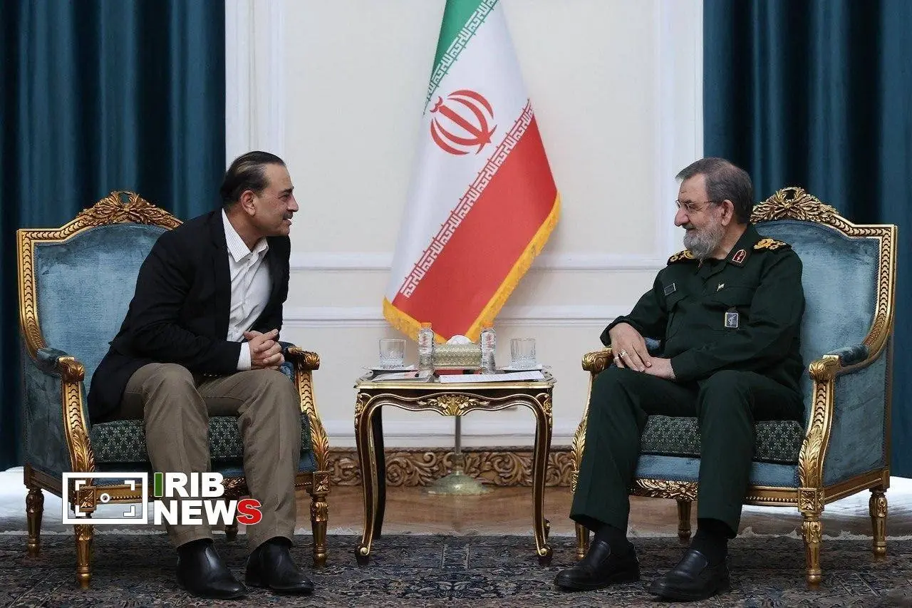 محسن رضایی در دیدار با عاصم منیر: به آمریکا بیاعتمادیم و باید رفتارش را تغییر دهد | آخرین خبر