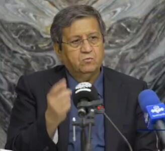 همتی: بالا رفتن قیمتها در بازار ارز براساس هجمههای تبلیغاتی و جوسازی آمریکاییهاست | آخرین خبر
