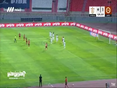  ضربه خوب حبیبی نژاد از روی دروازه پرسپولیس به بیرون رفت | آخرین خبر