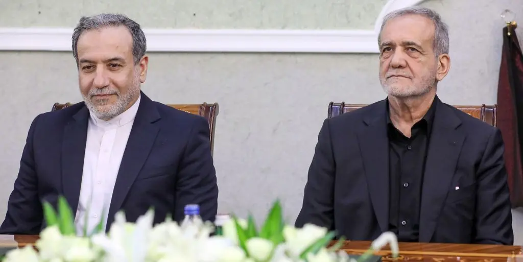  کارنامه درخشان سیاست‌خارجی دولت پزشکیان در دو سال سخت