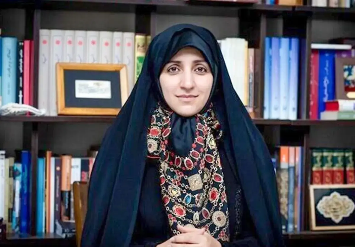 امروز فرصت درمان جامعه است