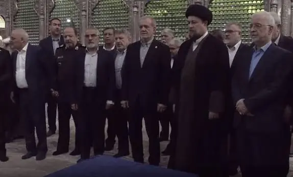 تجدید بیعت هیئت دولت با بنیانگذار جمهوری اسلامی