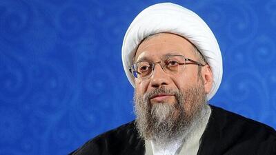 گریه آیتالله آملی لاریجانی زمان نام بردن از برادر شهیدش + ببینید