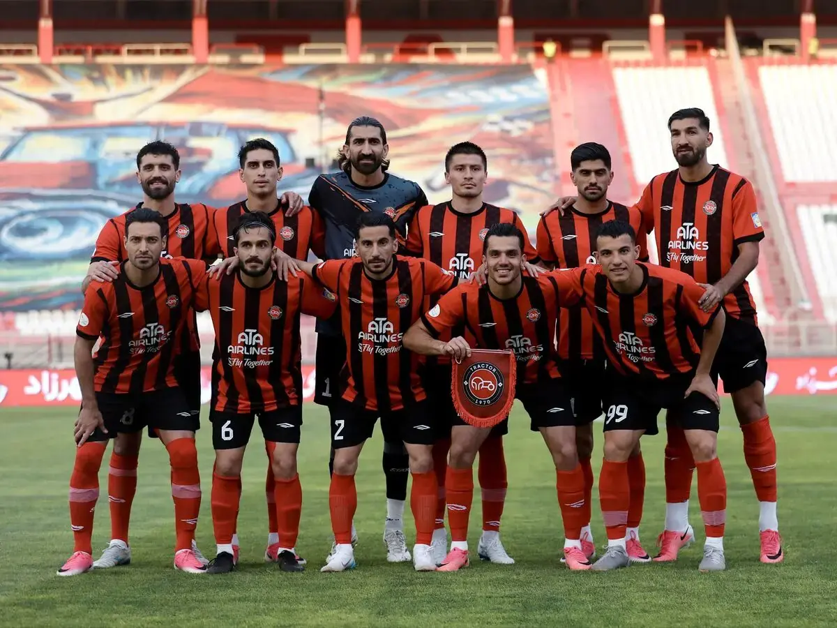 پوستر کنایهآمیز باشگاه تراکتور پس از شکست پرسپولیس