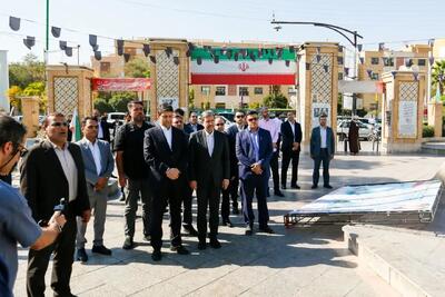 تجدید میثاق وزیر ارتباطات و استاندار اصفهان با آرمانهای شهدا در گلستان شهدای اصفهان