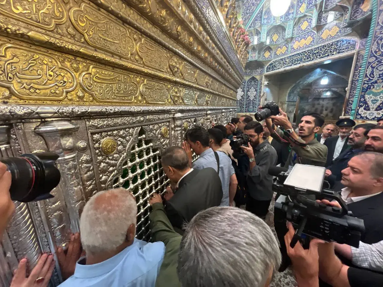 معاون اجرایی رئیسجمهور در آغاز هفته دولت به قم سفر کرد