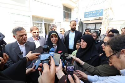 معاون رئیسجمهور: دولت و مردم باید در کنار یکدیگر برای توانمندسازی زنان حرکت کنند
