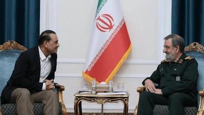  دبیر شورای عالی امنیت ملی در دیدار با عاصم منیر: آمریکا باید رفتارش را تغییر دهد