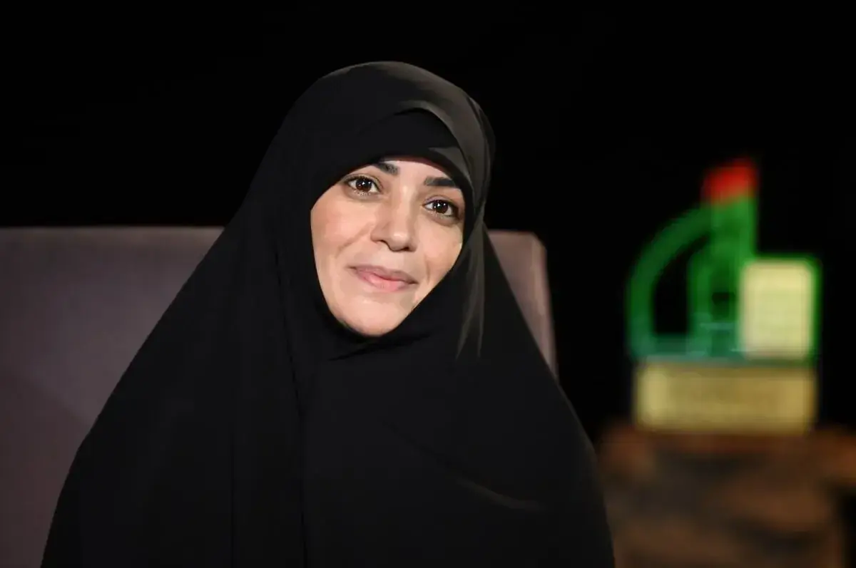  الهام چرخنده بغض کرد و اشک ریخت؛ آقایمان نیست، ولی هست