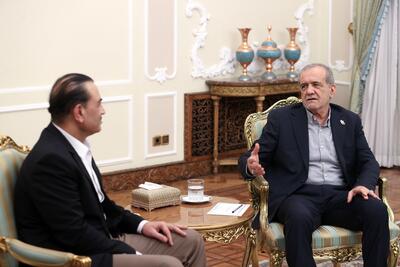 پزشکیان در دیدار با عاصم منیر: آمریکا باید رویکرد خود را با ایران اصلاح کند