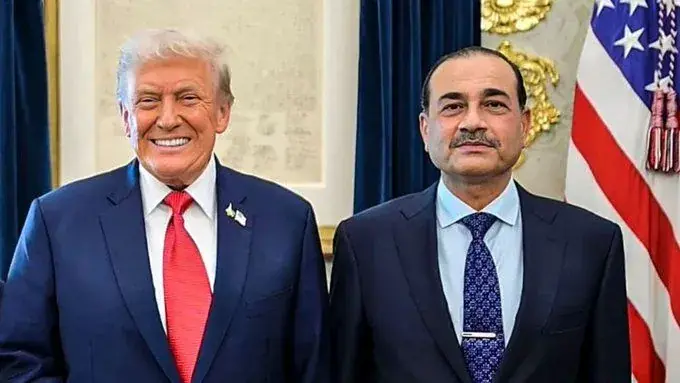 رویترز به نقل از منبع پاکستانی: آمریکا از عاصم منیر خواسته از نفوذ پاکستان برای بازگرداندن ایران به مذاکرات استفاده کند
